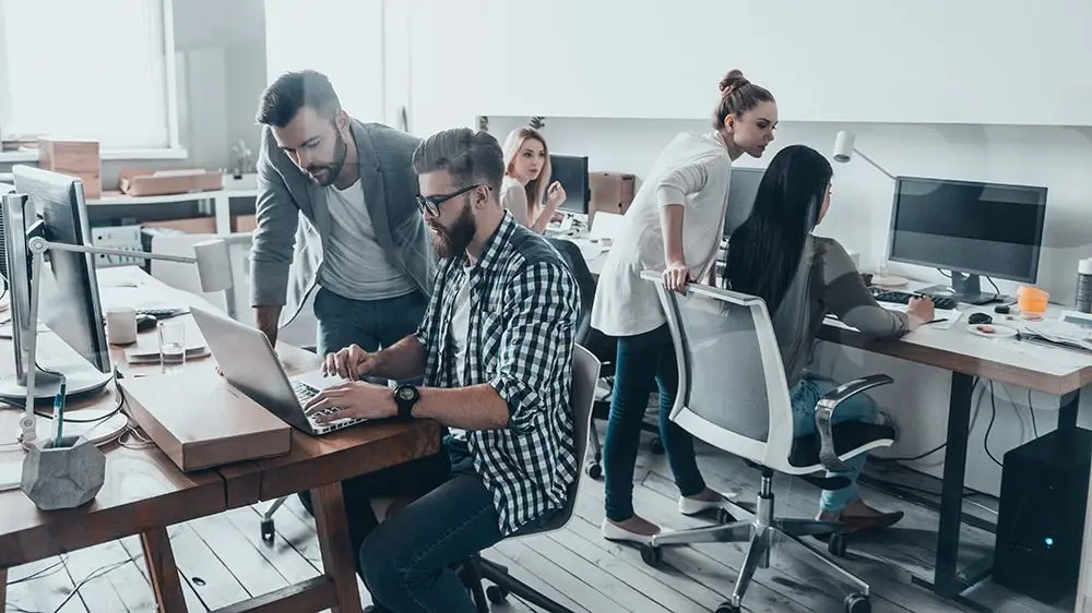 How to Balance HR Tech and the Human Touch